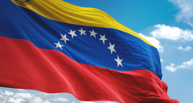 Uphold Halts Services in Venezuela due to Sanctions
