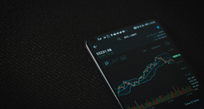 The Best 5 Crypto Charting Platforms to Use in 2024