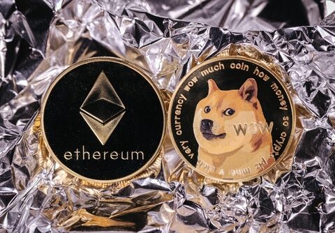 Ethereum (ETH) vs Dogecoin (DOGE: Which Is a Better Investment?