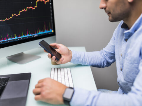 Reseña de Quintustrade.com (Quintustrade) – Una Plataforma de Trading Segura y Simple para Crecimiento Constante